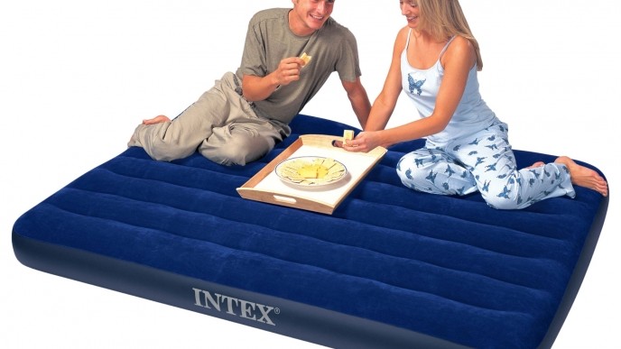 Full Sized Air Mattress Just $8.80 @ Walmart 