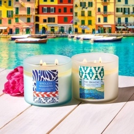 Free 3 Wick Candle @ Bath & Body Works