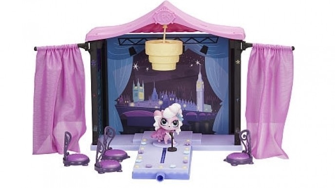 Littlest Pet Shop Runway Set Just $2.98 @ Toys R Us