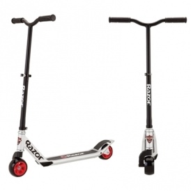 Razor Black Scooter Just $34 @ Amazon