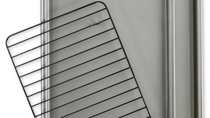 Tools of the Trade 3-pc Bakeware Set Just $5.94 Shipped @ Macy's