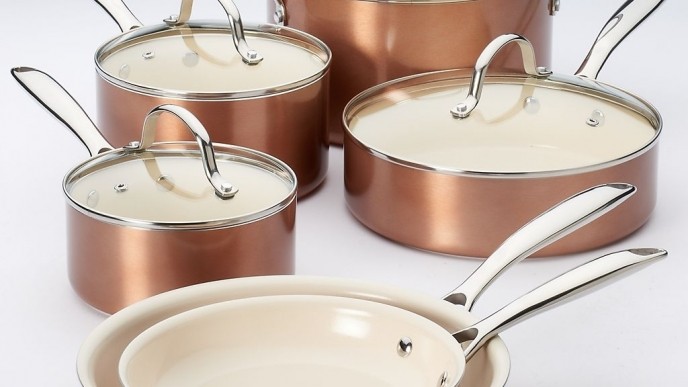 Food Network 10-Pc Cookware Set + $20GC Just $102 @ Kohls