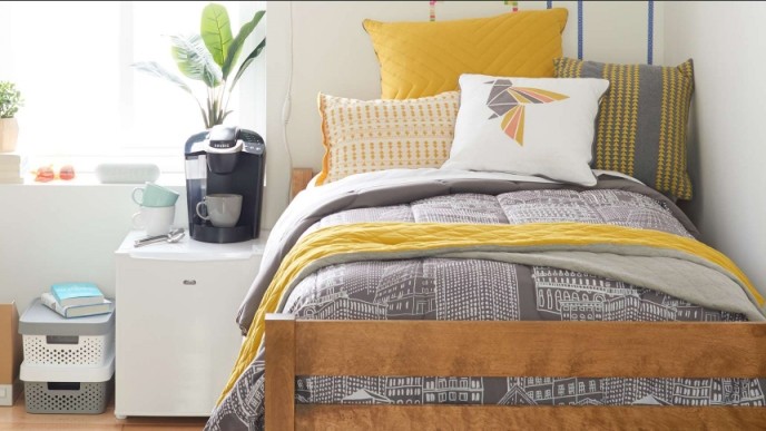 $25 Off $100 ($10 off $50) on Bed, Bath & Decor @ Target