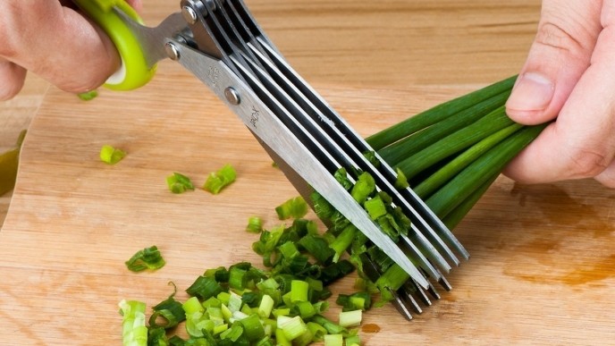 X-Chef 5-Blade Herb Scissors $6 @ Amazon