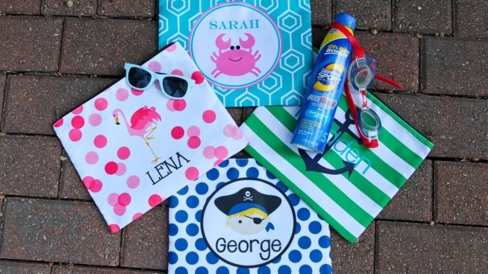 Kid's Personalized Pool Bags Just $9.99 @ Jane 