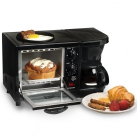 3-in-1 Breakfast Maker $30 @ Amazon