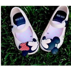 Kissing Minnie & Mickey Shoes $15 @ Jane
