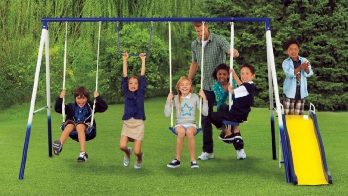 Flexible Flyer Outside Fun II Metal Swing Set Only $69 (Reg. $116) @ Walmart