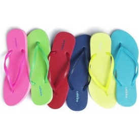 It's Back! $1 Flip Flops @ Old Navy