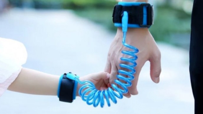 Anti Lost Safety Wrist Links for Toddlers $8.99 @ Amazon