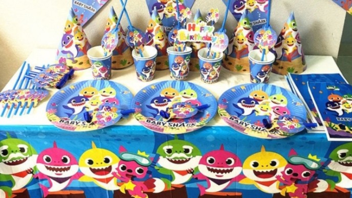 155 Piece Baby Shark Birthday Party Kit Just $20 @ Etsy