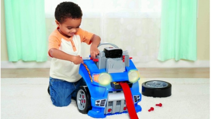 Kid Connection Car Engine And Race Track Set Just $5 @ Walmart