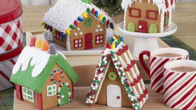 Mini Village Gingerbread House Kit Just $9.99 @ Amazon