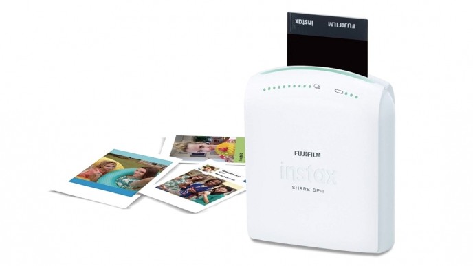 Get $50 Off The Fujifilm Instax Smartphone Printer Right Now