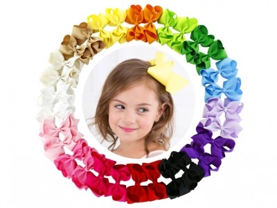Set Of 30 Hair Bows Just $6.99