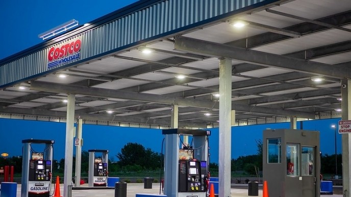 7 Things To Know Before You Buy Gas at Costco