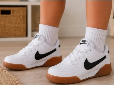 Nike Terra Manta Sneakers 50% Off