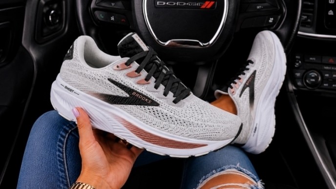 Brooks Ghost 17 Running Shoes Only $109.96