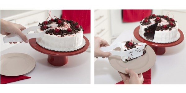 Mrs. Fields Slice N Serve Cake Cutter $5 @ Amazon