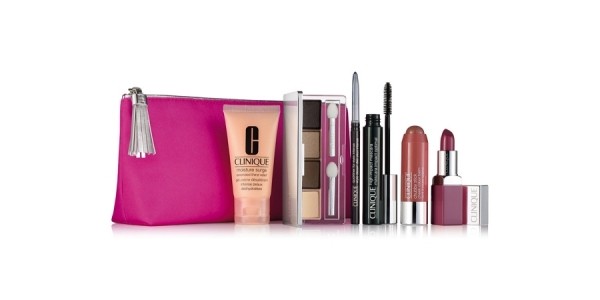 Clinique 7-Piece Merry & Bright Set Just $33 (reg. $116) + 2 Free Items @ Macy's